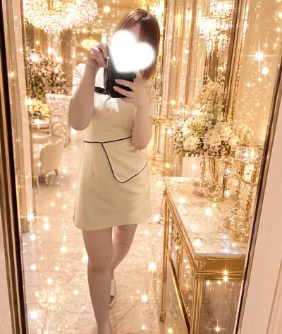 綾瀬ゆい《GOLD》